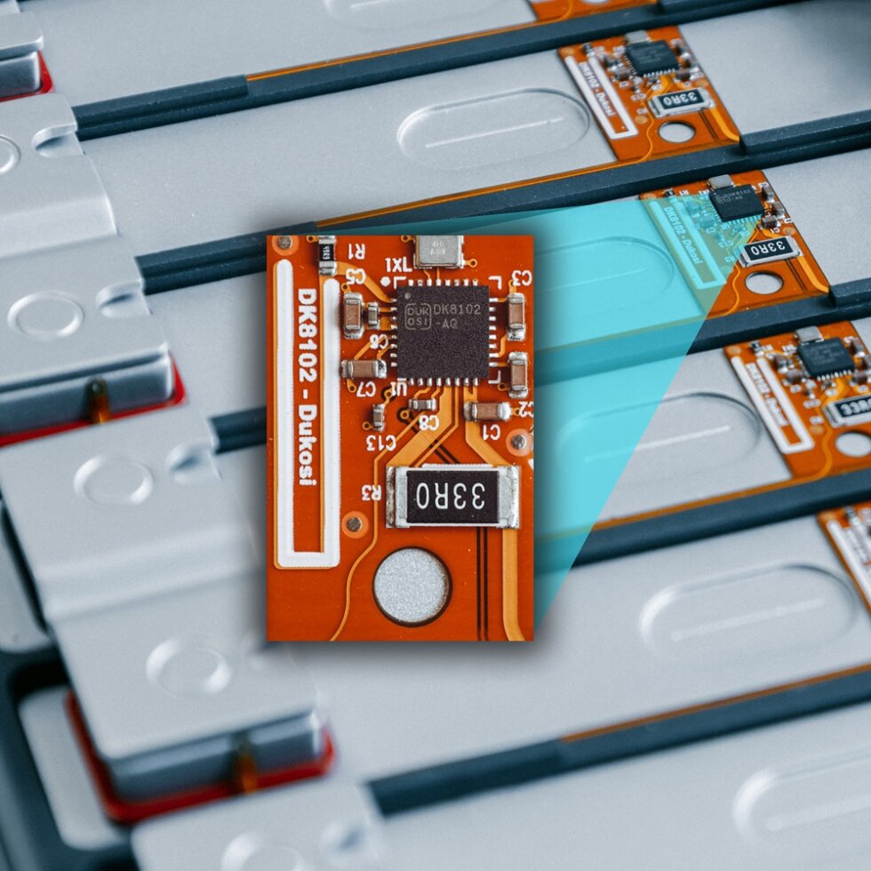 A Dukosi Cell monitor integrated on a pouch cell A Dukosi Cell monitor integrated on a pouch cell